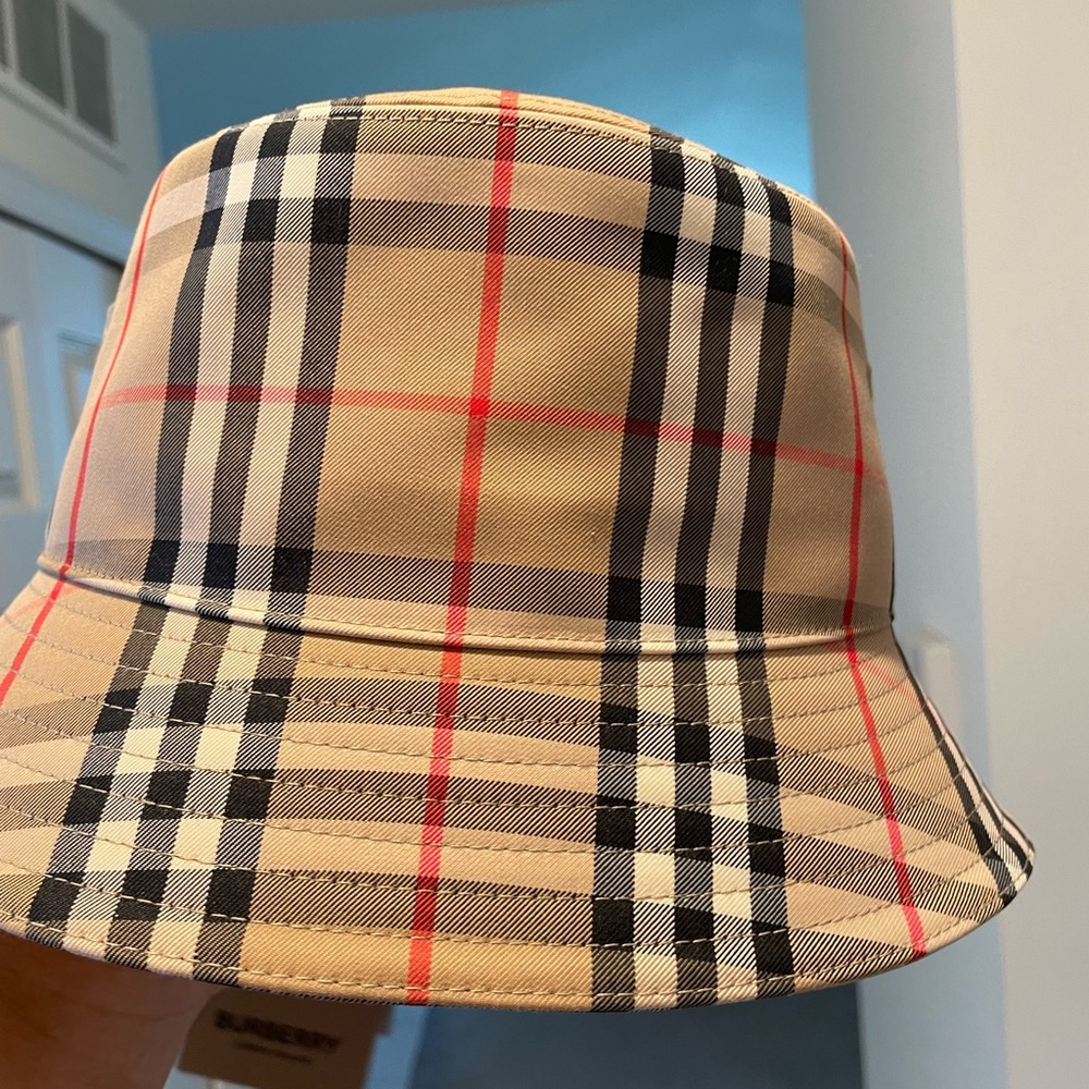 Burberry Beige Checkered Bucket Hat - Picture 2 of 11